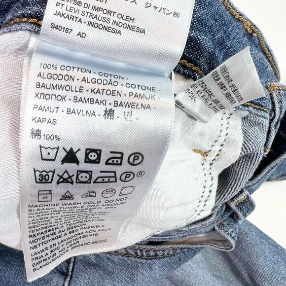 Levi Strauss & Co. Jeans Womens Size 32 Blue Hard-Wash High-Rise Mom Jeans - Picture 8 of 8